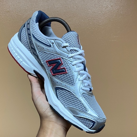 Rare Vintage New Balance 400 Silver Navy Red Running Sneakers Size 9.5 main image 7